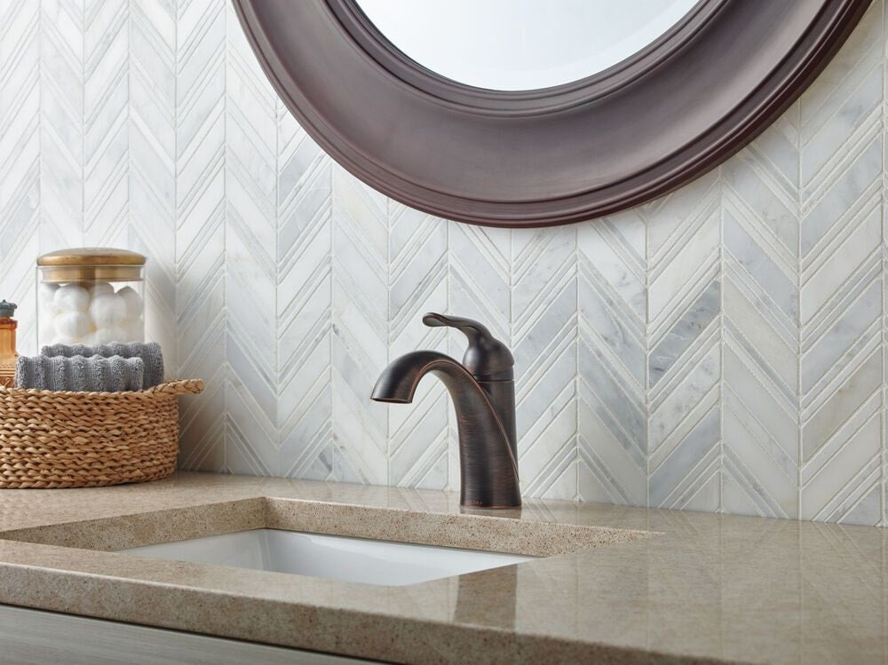 1HDL Centerset Lavatory Faucet, Venetian Bronze