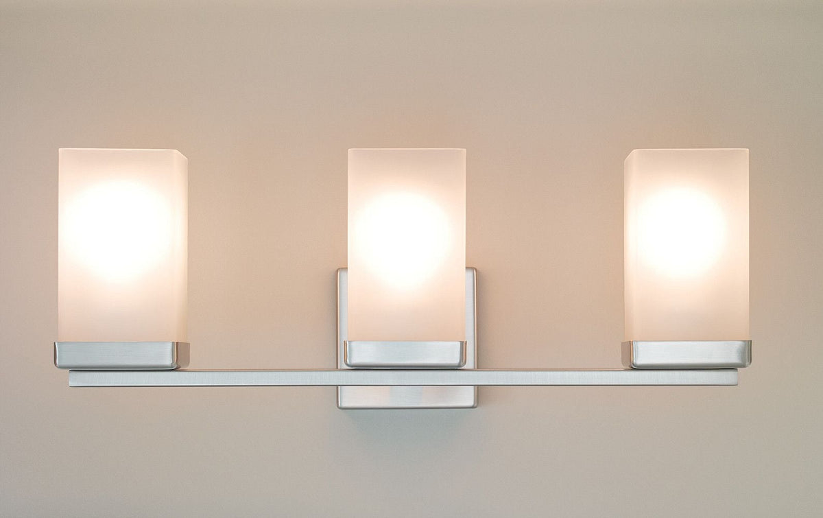90-Degree Vanity Lighting Fixture, Brushed Nickel, 3-L