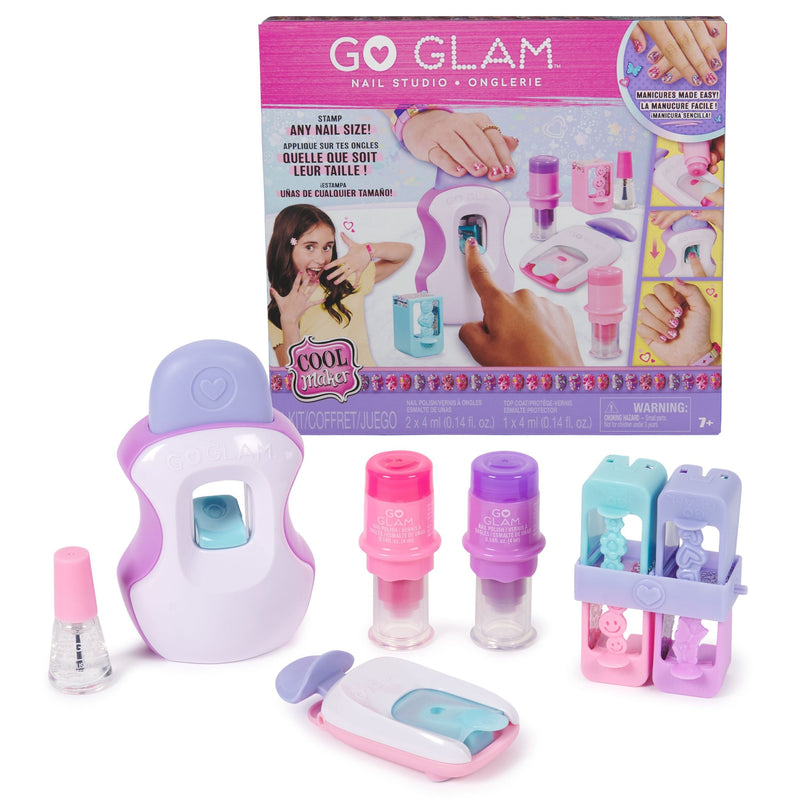 Studio Nail Kit, Style 200 Nails, 4 Designs, 2 Polish Applicators & Mask, Ages 7+ A1